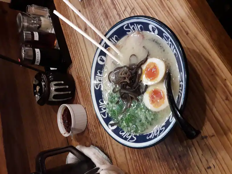 ShinShin 라멘 한 그릇. 촬영 지점은 확인되지 않았어요.