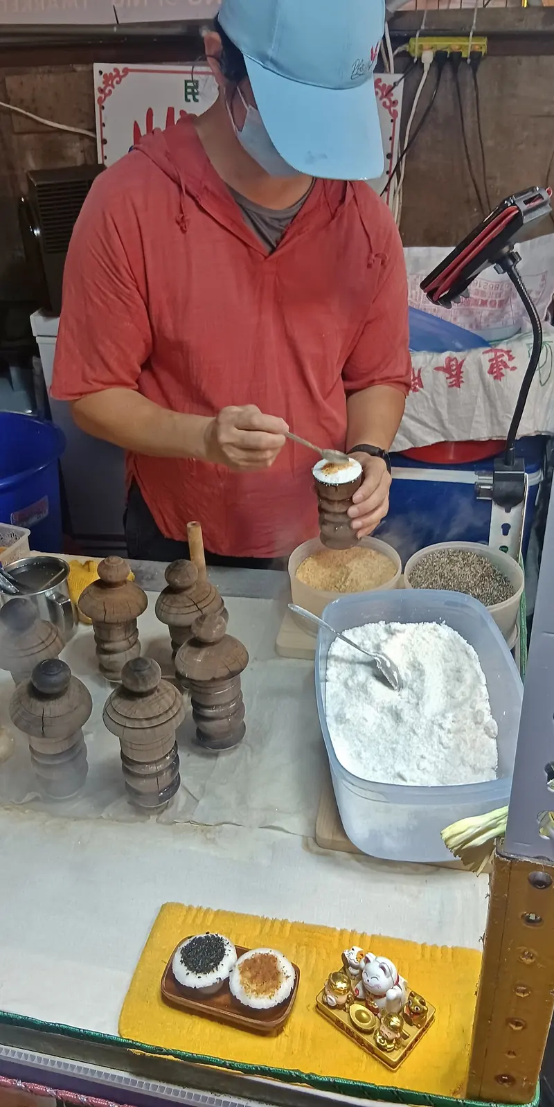 가오슝 루이펑 야시장 노점 거리